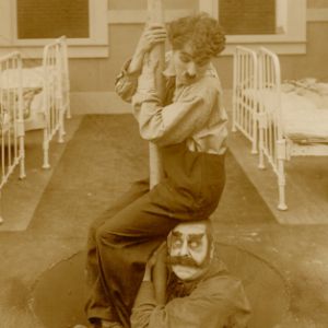 "Charlot Rentre Tard" Et "Charlot Pompier" (50Min) "Charlot Rentre Tard" Et "Charlot Pompier" (50Min)