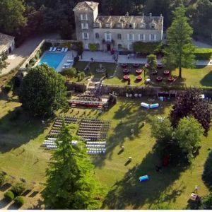 Musicales Dans Les Vignes - Jazz Manouche Au Château Roubine Musicales Dans Les Vignes - Jazz Manouche Au Château Roubine