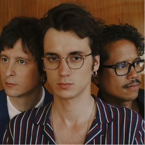 Radio Elvis + Requin Chagrin Radio Elvis + Requin Chagrin