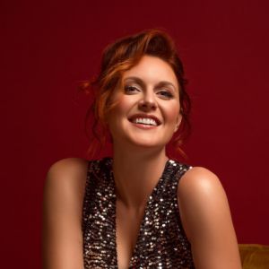 Robyn Bennett Robyn Bennett