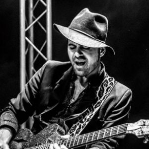 Manu Lanvin And The Devil Blues+Red Beans &Pepper Sauce Manu Lanvin And The Devil Blues+Red Beans &Pepper Sauce