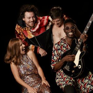 Metronomy/Naive New Beaters Metronomy/Naive New Beaters