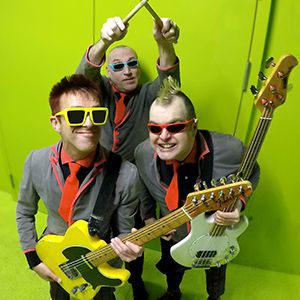The Toy Dolls + 1Ere Partie The Toy Dolls + 1Ere Partie