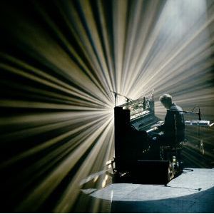 Elijah  Fox