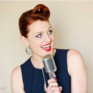 Robyn Bennett Robyn Bennett